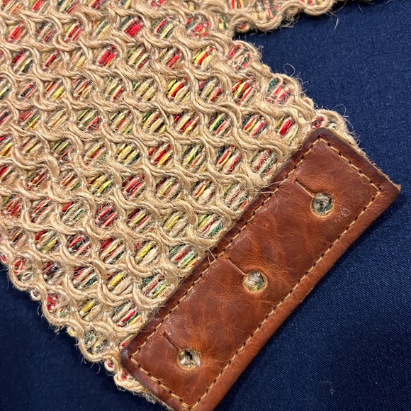 Adorable jute belt with subtle rainbow color detail 🌈 - Picture 2 of 6